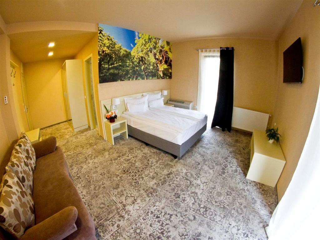 Sarea-N Bucate Hotel Turda Eksteriør billede