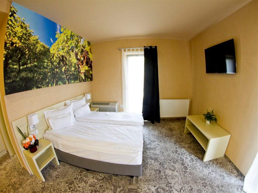 Sarea-N Bucate Hotel Turda Eksteriør billede